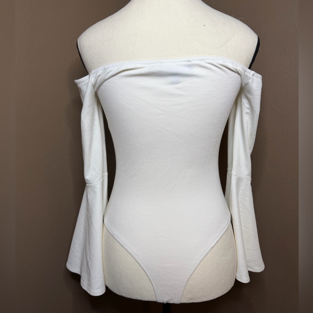Lulus Good One White Off-the-Shoulder Bodysuit Size M - Picture 9 of 12
